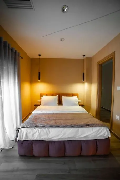 Coloris Rubrum Room 塞萨洛尼基
